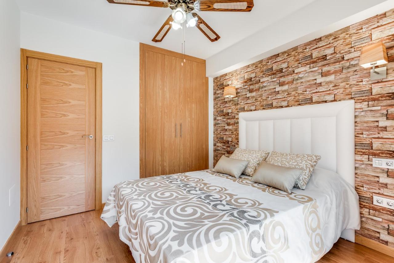 New 1 Bedroom Apartement On The Sea In Marbella. エクステリア 写真